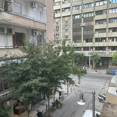 Studio At Valaoritou *